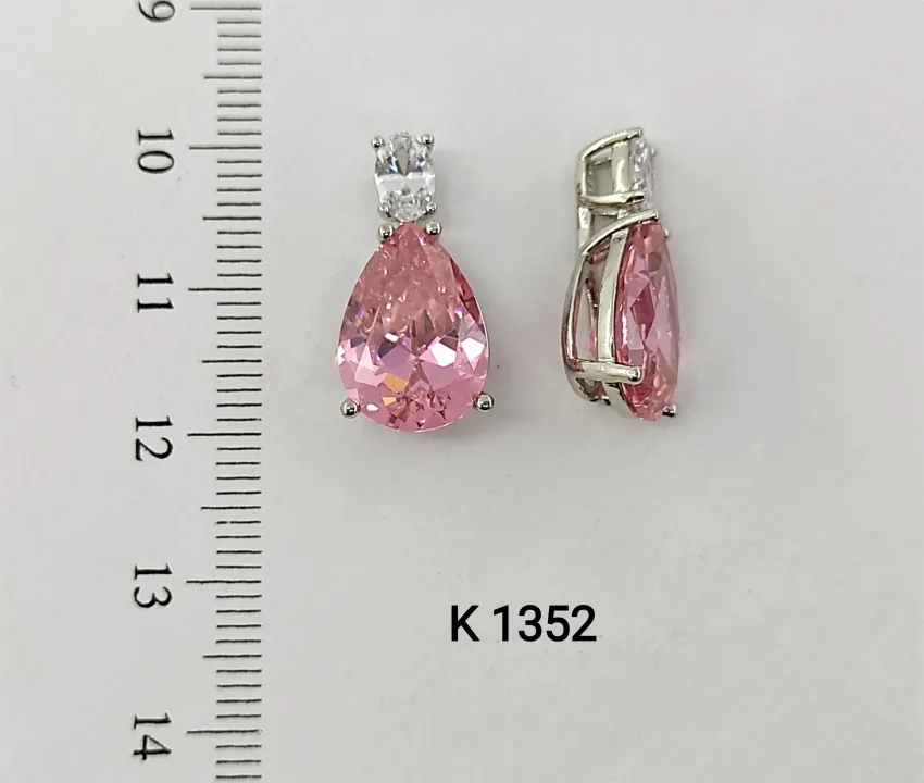 K 1352